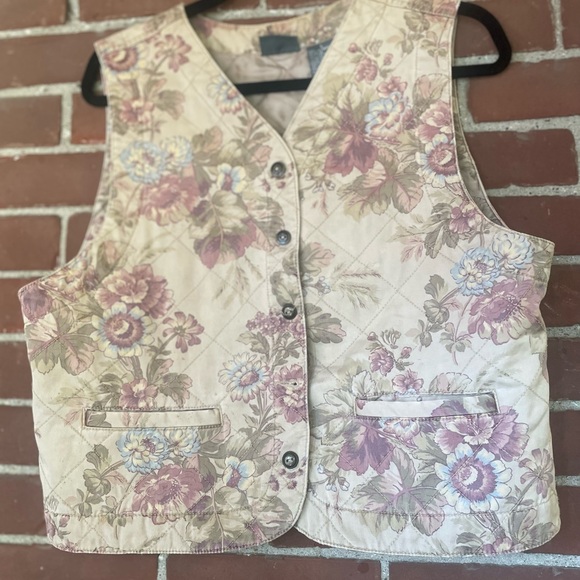 90s floral quilted floral vest - Picture 5 of 10